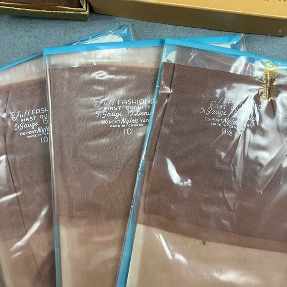 14 pr vtg Nylon Stockings Back Seam (use with Garter Belt) Seamed Hosiery UNWORN - Picture 2 of 10